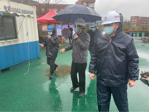 公司党委书记检查下层单位疫情防控事情