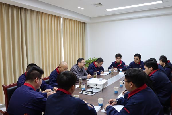 公司党委书记到电控装备厂调研