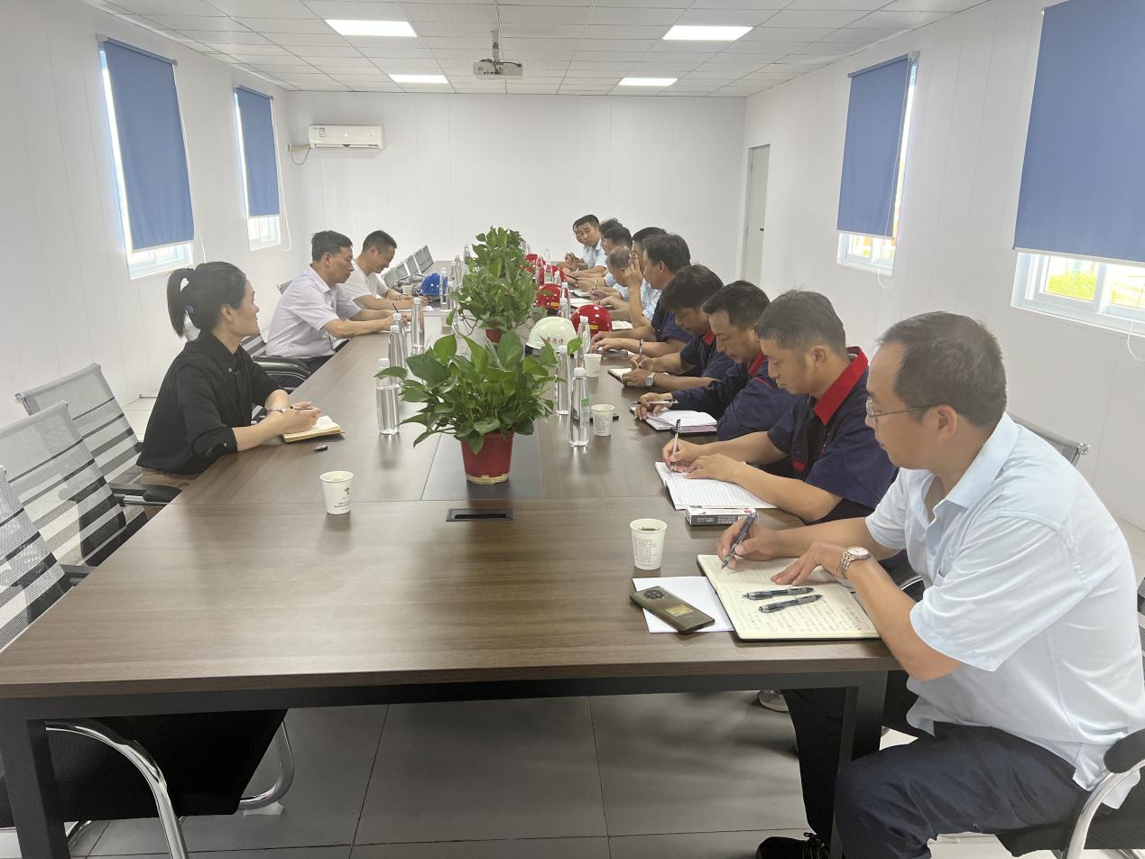 集团公司总司理丁士启到铜基新质料项目调研指导事情 