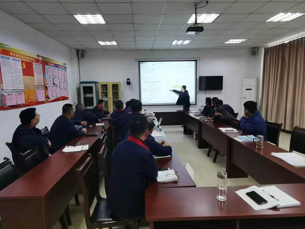 装置公司组织学习《关于增强工会劳动保；；；；；；；な虑榈囊饧