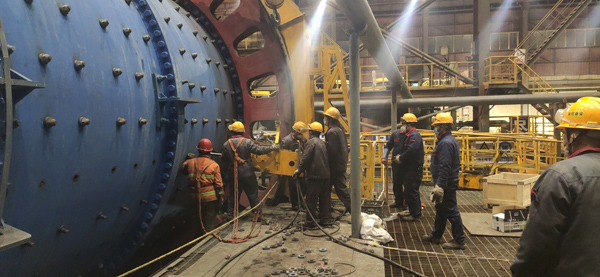 装置公司完成金冠铜业选矿月修使命