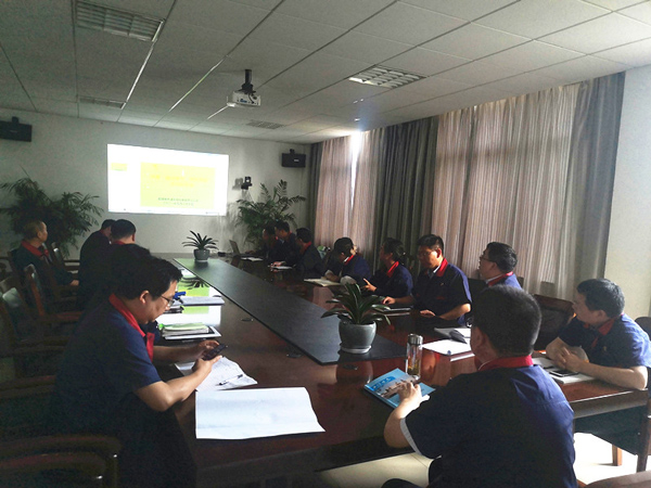 钢构公司开展“清静生产月”系列运动