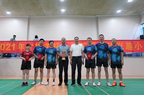 公司获集团公司职工乒乓球角逐双冠军