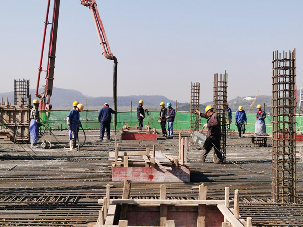 金磊项目部半制品仓土建完工