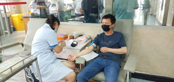 公司起劲响应应急献血  