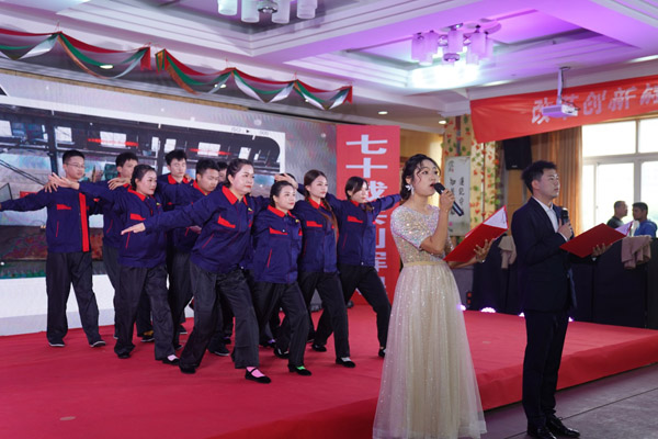 公司举行“建安赋”配乐．朗诵．舞蹈专题竞演 