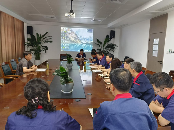 公司副总司理、清静总监到钢构公司调研