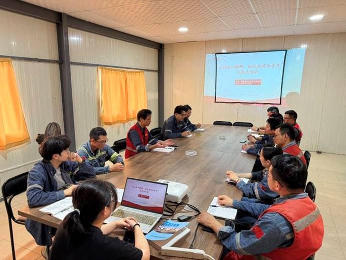 厄瓜多尔分公司开展“五四”系列运动